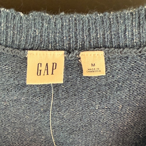 GAP Women's V-Neck Sweater in Deep Blue - Picture 2 of 6